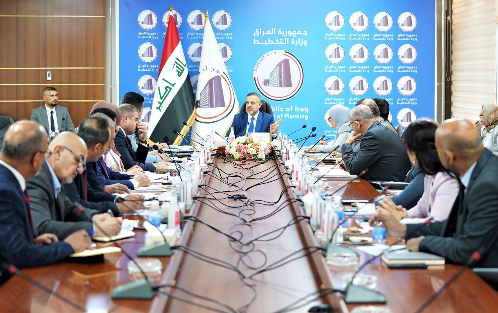 You are currently viewing نائب رئيس مجلس الوزراء- وزير التخطيط، يترأس اجتماعا لهيأة الرأي في الوزارة
