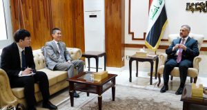 Read more about the article نائب رئيس مجلس الوزراء، وزير التخطيط، يلتقي السفير الصيني، ويبحثان اليات الاسراع في تنفيذ بنود الاتفاقية الاطارية بين البلدين