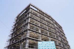 Read more about the article The Ministry of Planning teams visit the project to develop and rehabilitate Al-Nu’man Hospital with a capacity of (75) beds in the capital, Baghdad