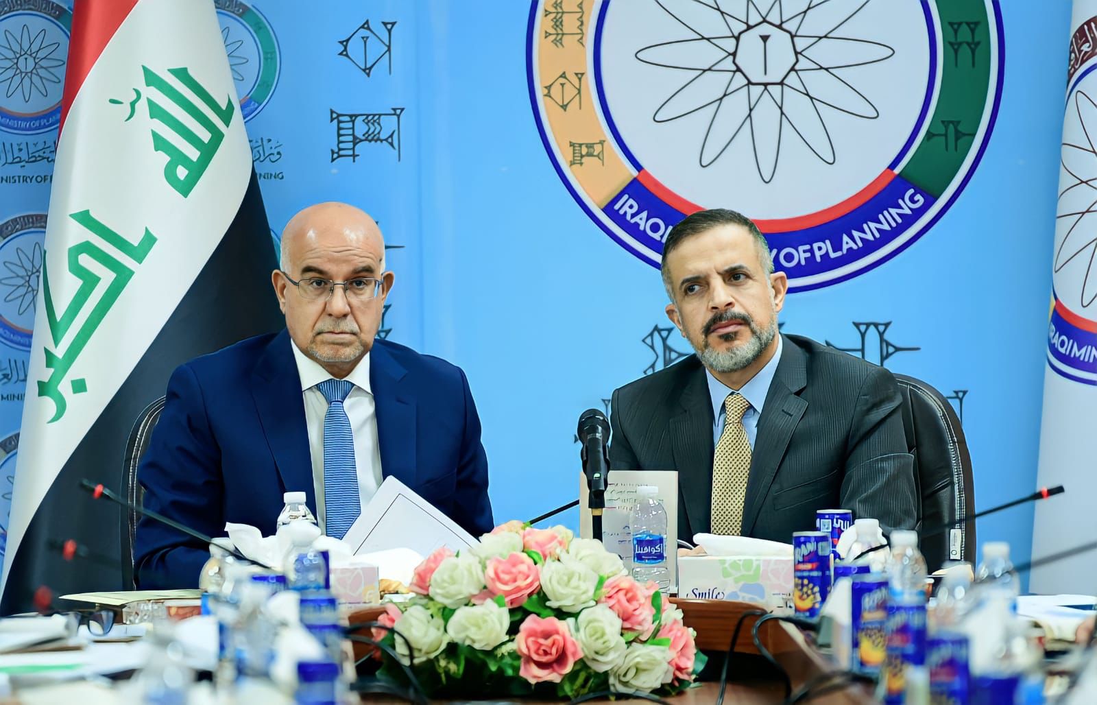 You are currently viewing نائب رئيس مجلس الوزراء، وزير التخطيط، الدكتور محمد علي تميم، يترأس الاجتماع الـ(٣٤) للجنة المعنية بمعالجة مشكلات المستشفيات المتلكئة