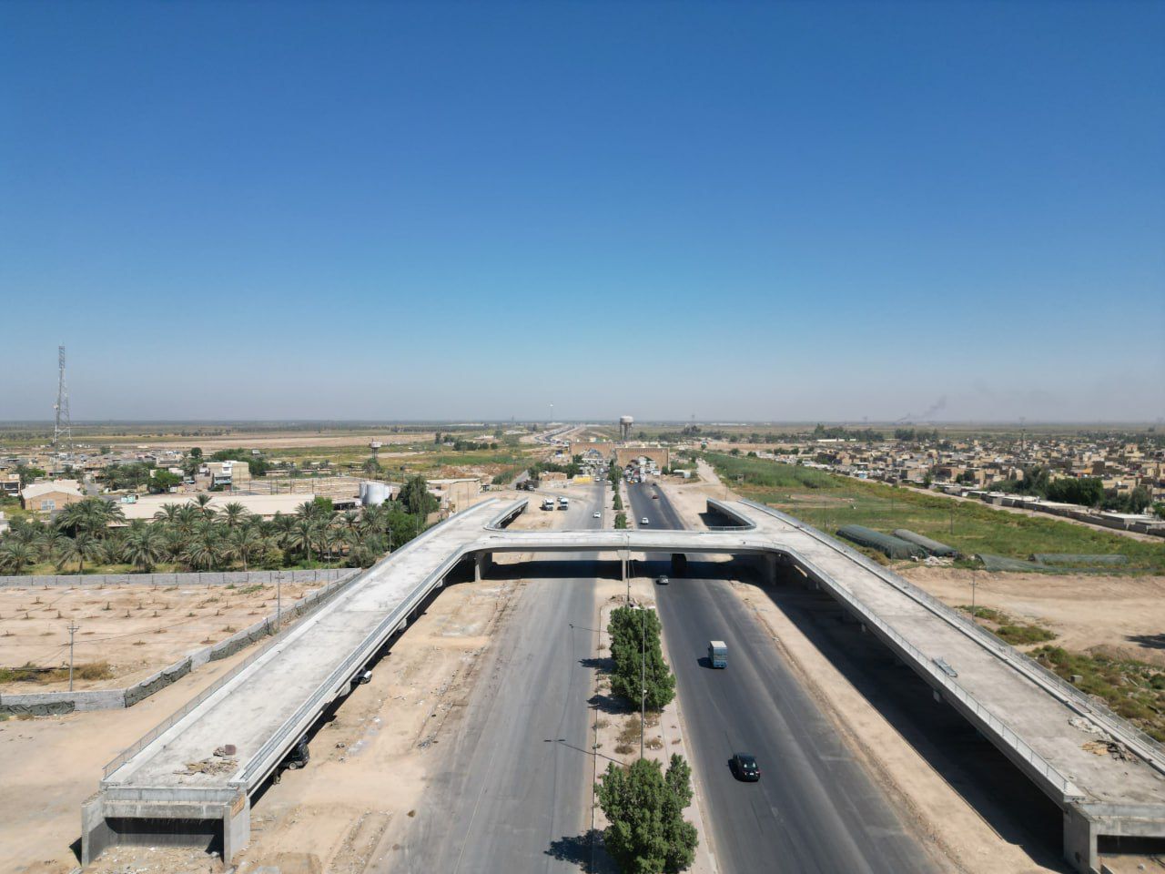 You are currently viewing وزارة التخطيط تتابعُ ميدانيا مشروع تأهيل وصيانة مدخل (بغداد- كركوك)