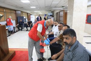 Read more about the article وزارة التخطيط تنظمُ حملة للتبرع بالدم لسد احتياجات المصابين في فاجعة الحمدانية