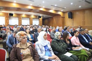 Read more about the article وزارة التخطيط تعرض رؤية الاستراتيجية الثالثة، للسنوات الخمس المقبلة، وتستعرض الجهود الحكومية في مكافحة الفقر في العراق