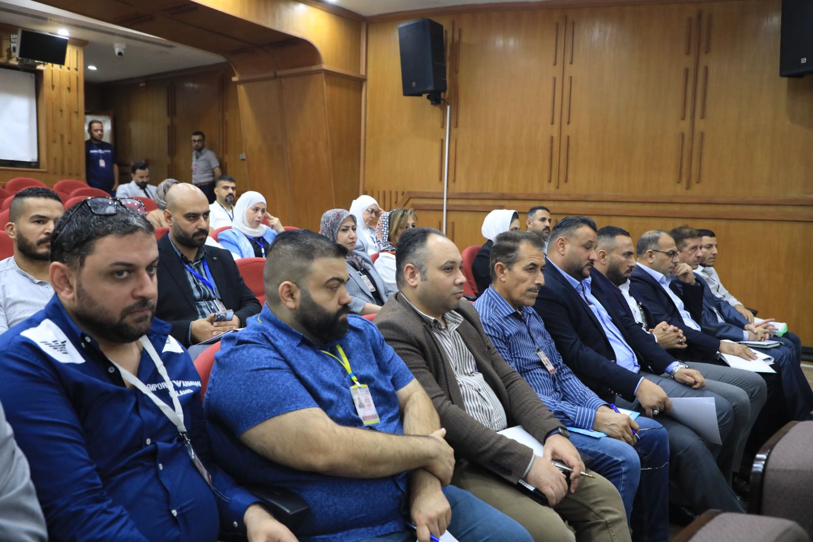 You are currently viewing وزارة التخطيط تستضيف مُمثلي مُحافظات النجف الأشرف والديوانية والانبار لمناقشة اولويات المشاريع وخططهم لعام 2024