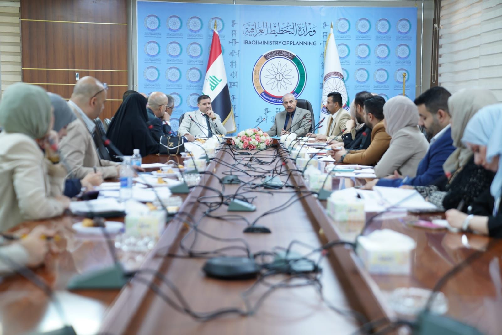 You are currently viewing وزارة التخطيط تعلن اختتام المناقشات مع الوزارات والجهات غير المرتبطة بوزارة حول أولويات المشاريع، استعدادا للخطة الاستثمارية للعام المقبل 2024