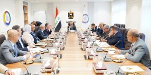 Read more about the article نائب رئيس مجلس الوزراء، وزير التخطيط، يترأس اجتماعا وزاريا لمناقشة مشاريع قطاع الكهرباء لسنة 2024