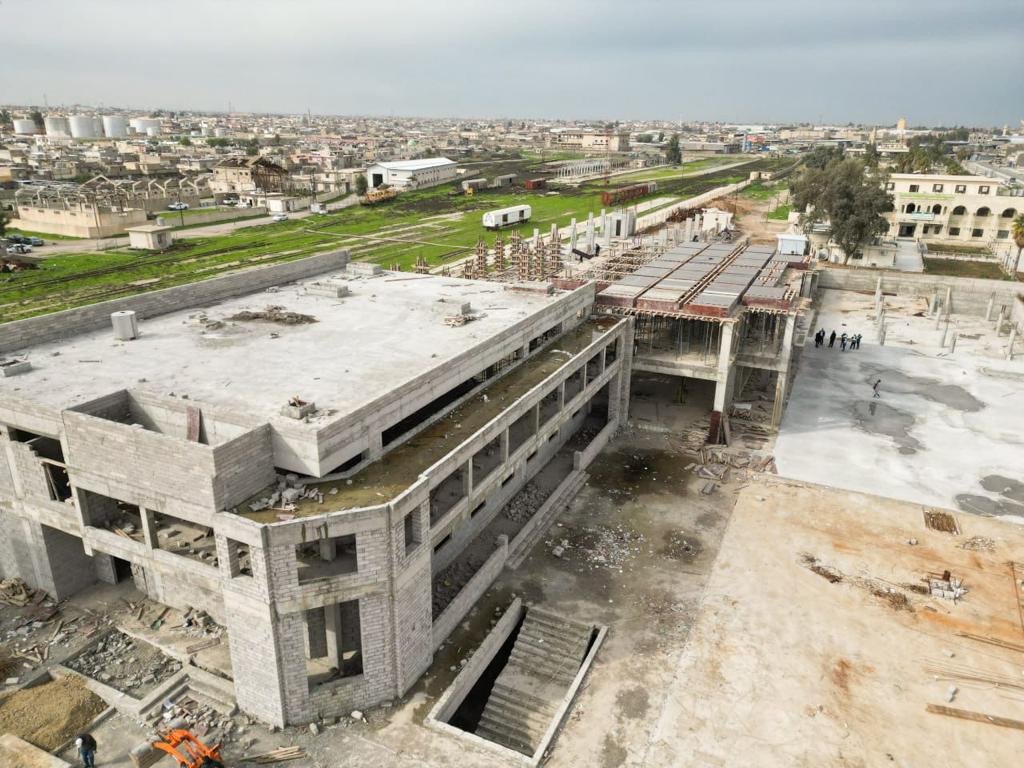 You are currently viewing الفرق المُتخصصة في وزارة التخطيط تطلع ميدانيا على سير العمل في مشروع إنشاء محطة للقطار في مُحافظة نينوى