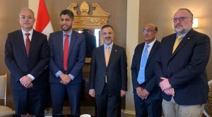 Read more about the article نائب رئيس مجلس الوزراء- وزير التخطيط، يبحث مع شركة (كري لايتنك) الامريكية، امكانية انشاء مصنع للانارة (LED) في العراق