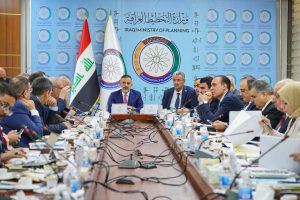 Read more about the article نائب رئيس مجلس الوزراء- وزير التخطيط، يترأس اجتماعا وزاريا، لمراجعة جداول الموازنة العامة الاتحادية لعام 2024