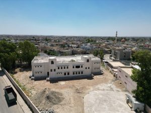Read more about the article وزارة التخطيط تتابعُ ميدانيا مشروع بناء (34) مدرسة مُختلفة السّعات بمُحافظة نينوى