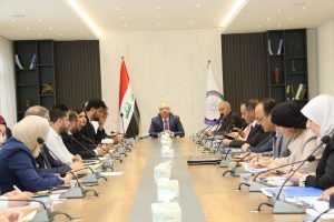 Read more about the article وزارة التخطيط تناقش تقرير التنمية البشرية العالمي 2023- 2024