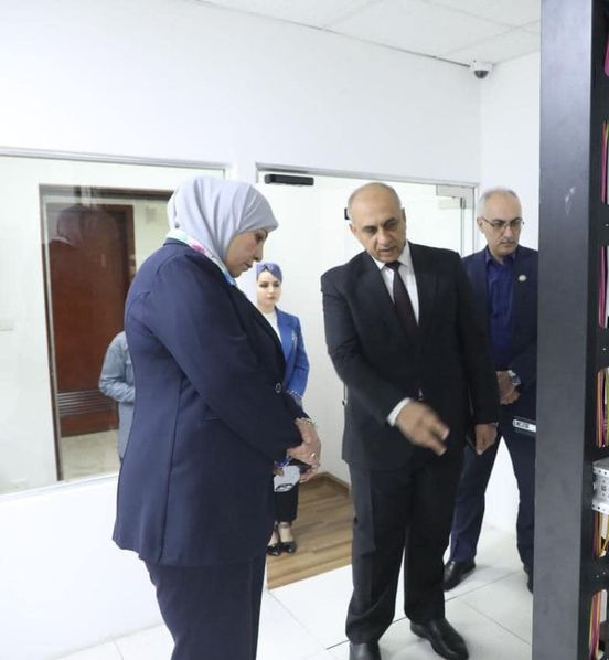 You are currently viewing للإطلاع على سير فعاليات التعداد التجريبي وكيل وزارة التخطيط للشؤون الإدارية تزور مركز بيانات التعداد العام للسكان