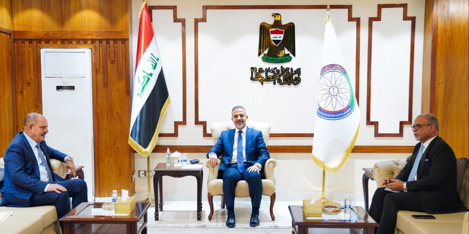 You are currently viewing نائب رئيس الوزراء- وزير التخطيط، يستقبل نقيب الصحفيين العراقيين، ويبحثان دور الصحافة في انجاح التعداد السكاني، واليات دعم الصحف في العراق
