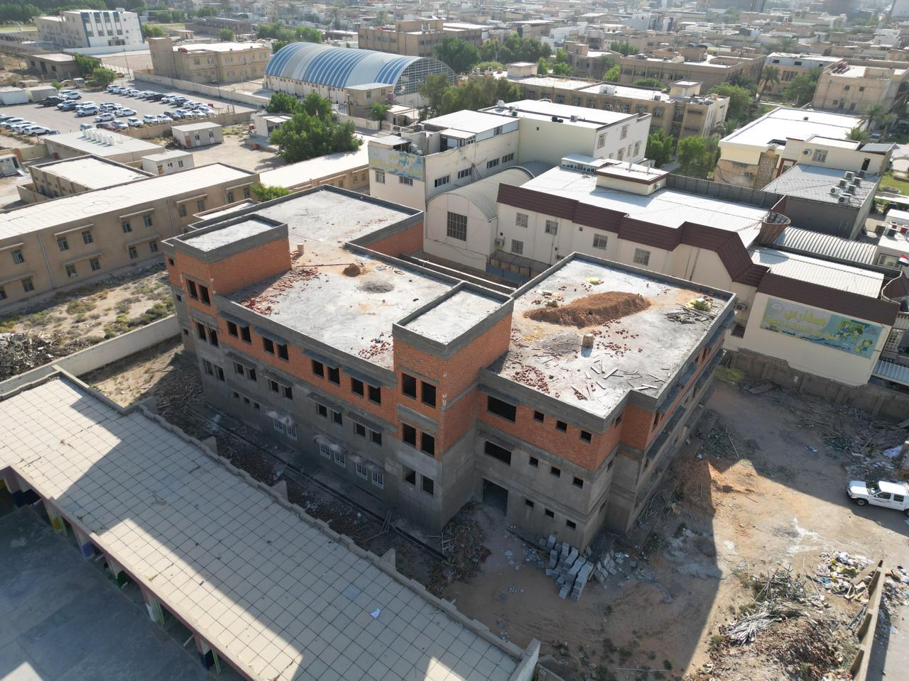 You are currently viewing وزارة التخطيط تتابعُ ميدانيا مشاريع بناء المدارس بمُختلف السعات بمحافظة النجف الأشرف