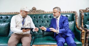 Read more about the article نائب رئيس مجلس الوزراء- وزير التخطيط، الدكتور محمد علي تميم يدلي ببياناته وبيانات اسرته للتعداد السكاني