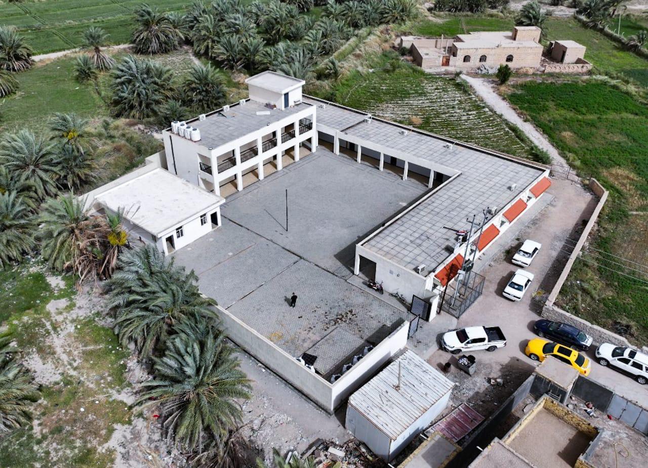 You are currently viewing فريق من وزارة التخطيط يطلع ميدانيا على مشروعي إنشاء وتأهيل المدارس والطرق في عدد من قرى محافظة المثنى
