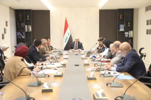 Read more about the article وزارة التخطيط تناقشُ الرسائل الاساسية للتقرير الطوعي للثالث للتنمية المستدامة لعام 2025