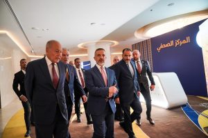 Read more about the article نائب رئيس مجلس الوزراء- وزير التخطيط، يزور المركز الاعلامي للقمة العربية في بغداد