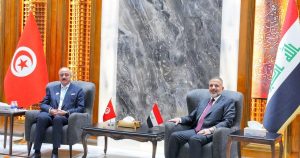 Read more about the article نائب رئيس مجلس الوزراء- وزير التخطيط يستقبل وزير الخارجية التونسي، ويبحثان تعزيز التعاون المشترك، في ضوء النتائج المتوقعة لقمة بغداد