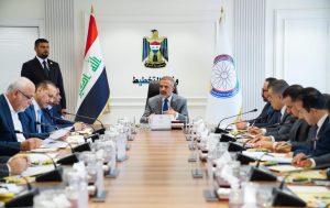 Read more about the article نائب رئيس مجلس الوزراء- وزير التخطيط يترأس اجتماعا للجنة الوزارية المشتركة مع اقليم كردستان لتحديد نقطة ربط مسار طريق التنمية عند الحدود التركية