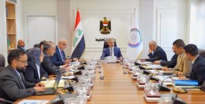 Read more about the article نائب رئيس مجلس الوزراء – وزير التخطيط يترأس اجتماعاً لمناقشة إعداد وتطوير رؤية وطنية لتنويع الاقتصاد العراقي