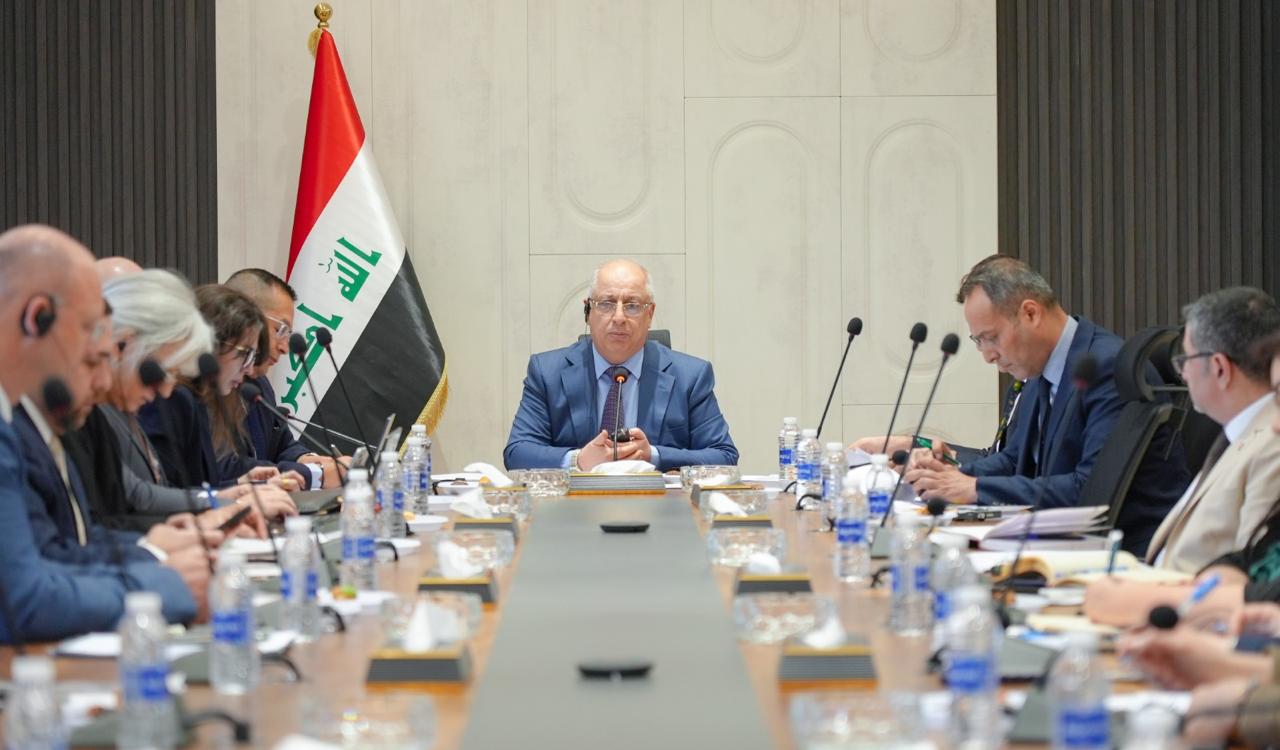 You are currently viewing وزارة التخطيط والبنك الدولي يبحثان تمديد مشاريع الصندوق بما يتلاءم مع توجهات الحكومة العراقية