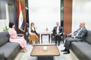 Read more about the article نائب رئيس مجلس الوزراء- وزير التخطيط، يستقبل وزيرة الهجرة والمهجرين