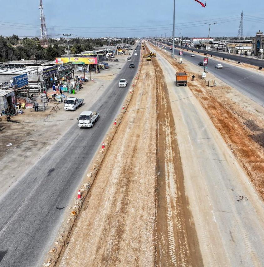 You are currently viewing وزارة التخطيط تتابع ميدانياً مشروعي توسعة وتطوير طريق (الحيدرية – النجف – كربلاء) وتأهيل وتوسعة طريق (النجف – كربلاء)
