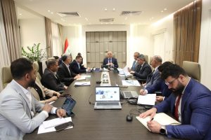 Read more about the article وزارة التخطيط تناقش إعادة هيكلة الشركات العامة غير المُجدية اقتصادياً في وزارة الصناعة والمعادن