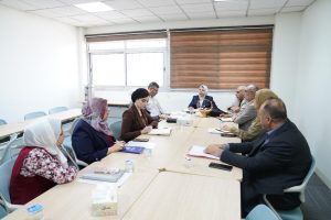 Read more about the article وزارة التخطيط تناقش معايير السكن والتنمية