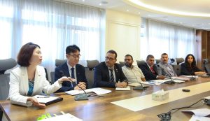Read more about the article وزارة التخطيط تعقد اجتماعاً بشأن دعم مشروع مختبرات اللغات المتعددة الوسائط