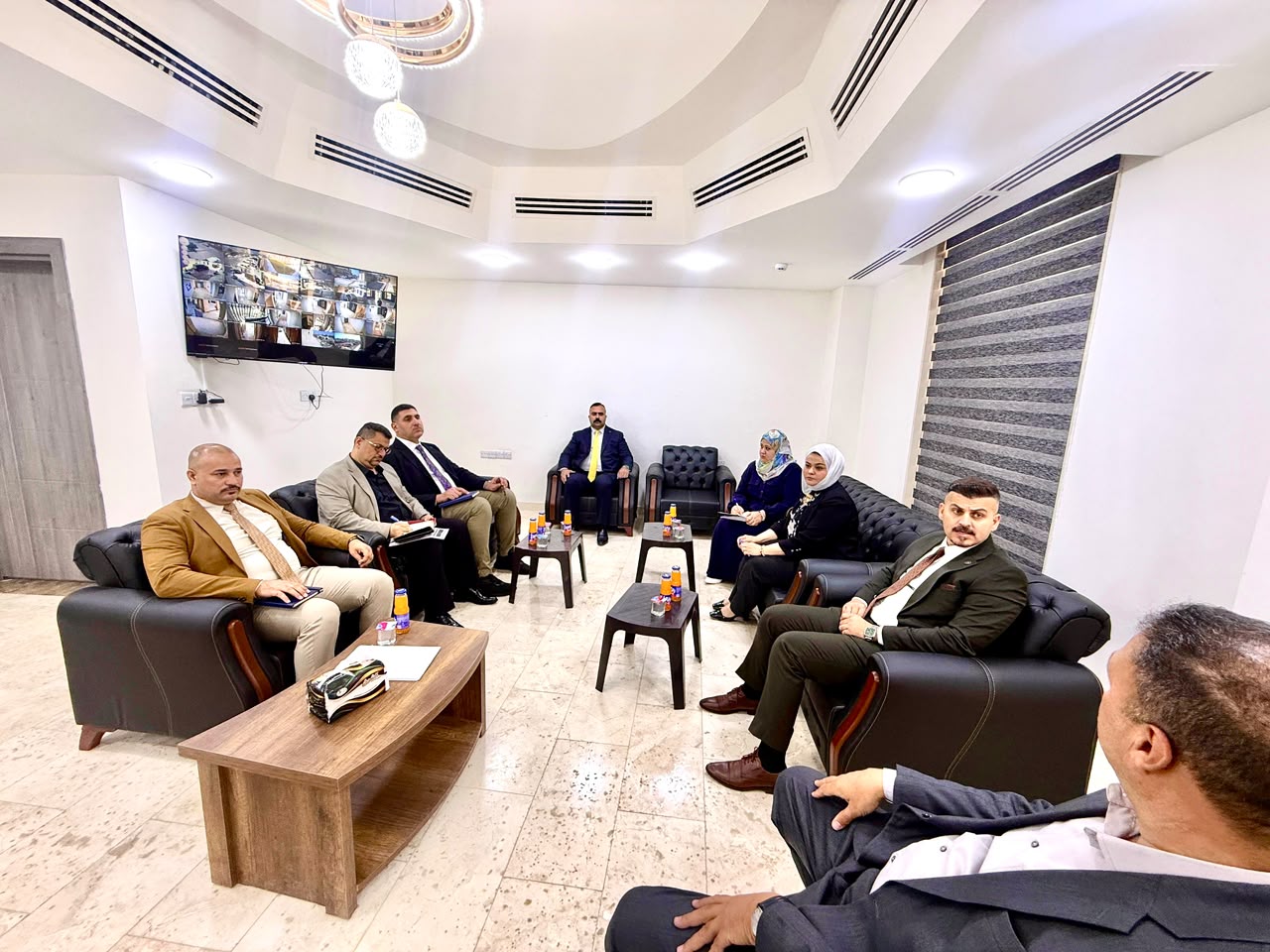 Read more about the article لتقييم بيئة النزاهة وإدارة المخاطر الفريق الوزاري للنزاهة ومُكافحة الفساد في وزارة التخطيط يزور تشكيلات الوزارة في محافظة نينوى