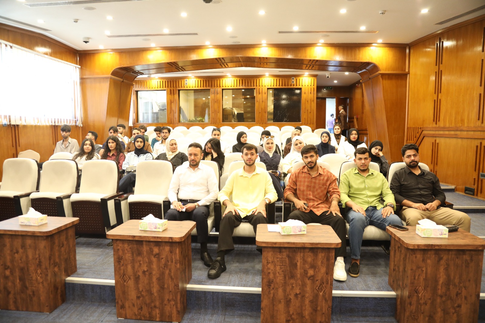 Read more about the article وزارة التخطيط تستقبلُ طلبة الجامعات الحكومية والأهلية ضمن برنامج التدريب الصيفي
