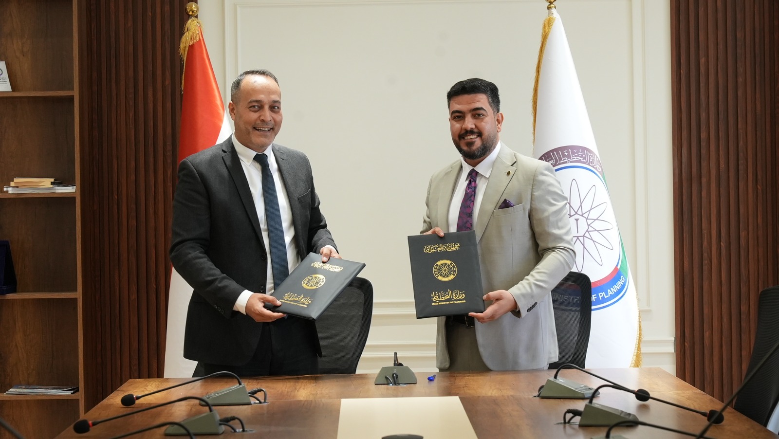 Read more about the article وزارة التخطيط تُوقع مذكرة للتعاون المشترك مع منظمة الأقران لتنمية الشباب