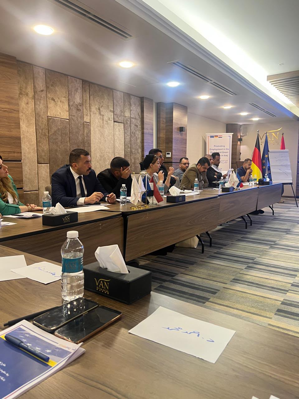 Read more about the article وزارة التخطيط تشاركُ في ورشة تشاورية لمُناقشة مقترح ربط منظومات الطاقة الشّمسية الكهروضوئية بالشبكة الوطنية